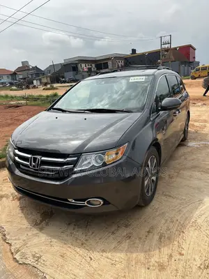 Honda Odyssey Touring 4dr Minivan (3.5L 6cyl 6A) 2014 Gray