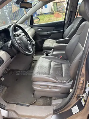Honda Odyssey Touring 4dr Minivan (3.5L 6cyl 6A) 2014 Gray