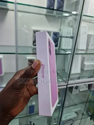 New Apple iPhone 16 Plus 128 GB Purple
