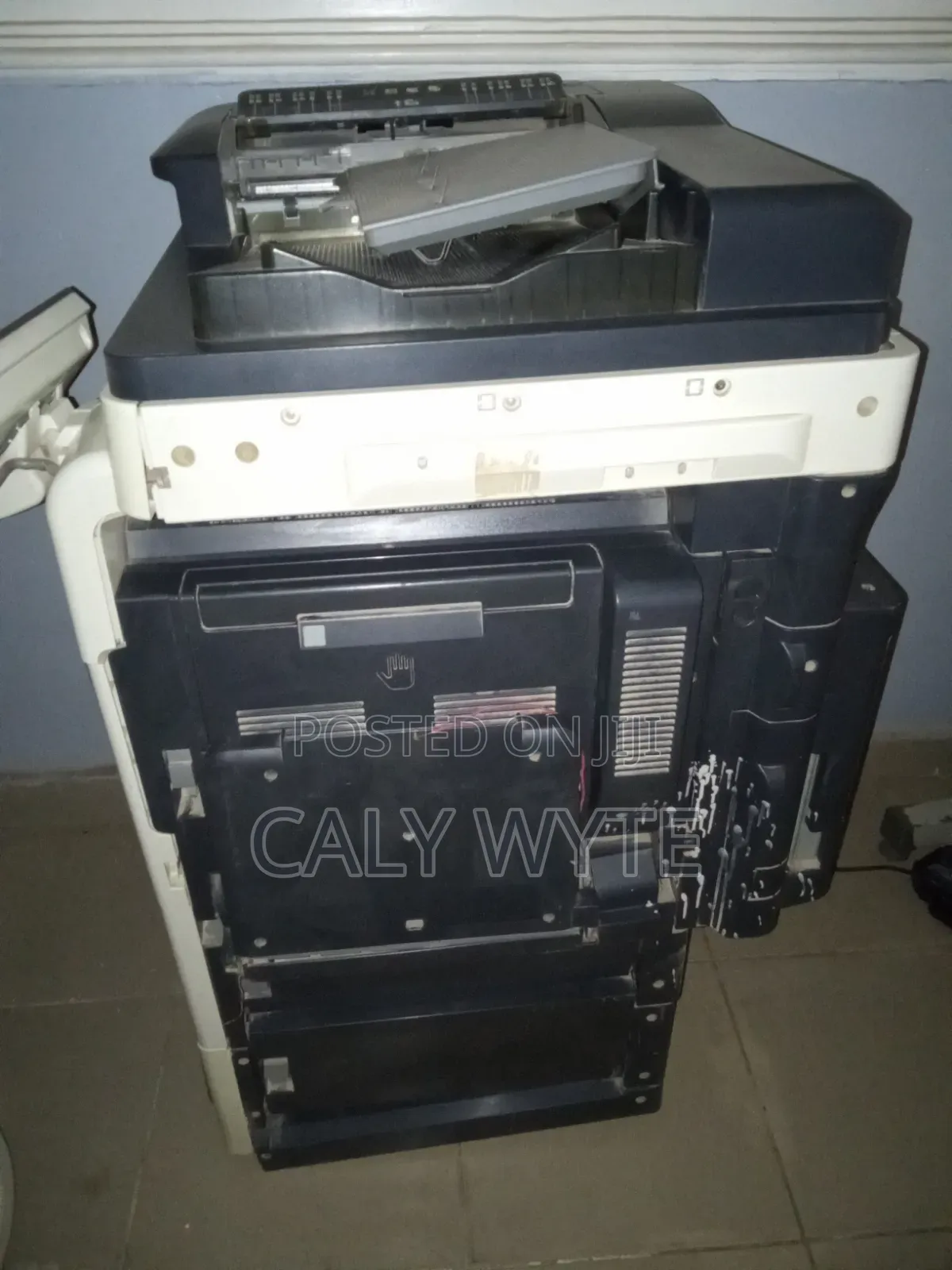Konica Minolta Bizhub C353 D.I Printing Machine