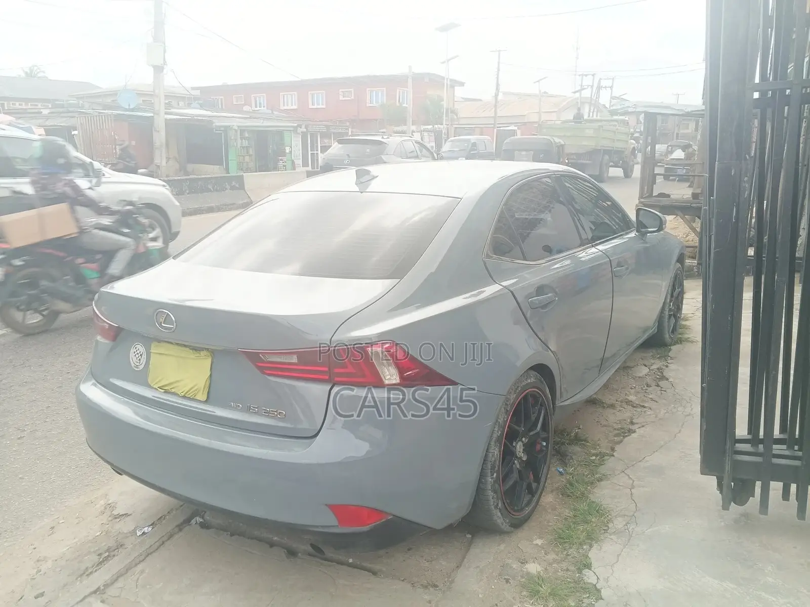 Lexus IS 2015 Gray