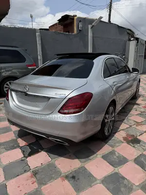 Mercedes-Benz C300 Luxury 4matic Sedan AWD (2.0L 4cyl 7A) 2017 Silver