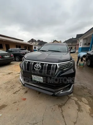 Toyota Land Cruiser Prado 2012 Black