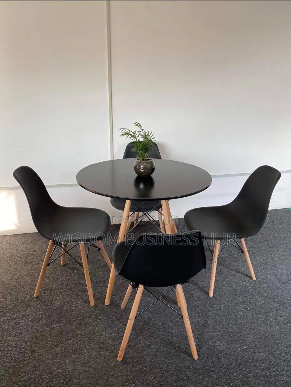 4-Seater Eames Style Dining Set