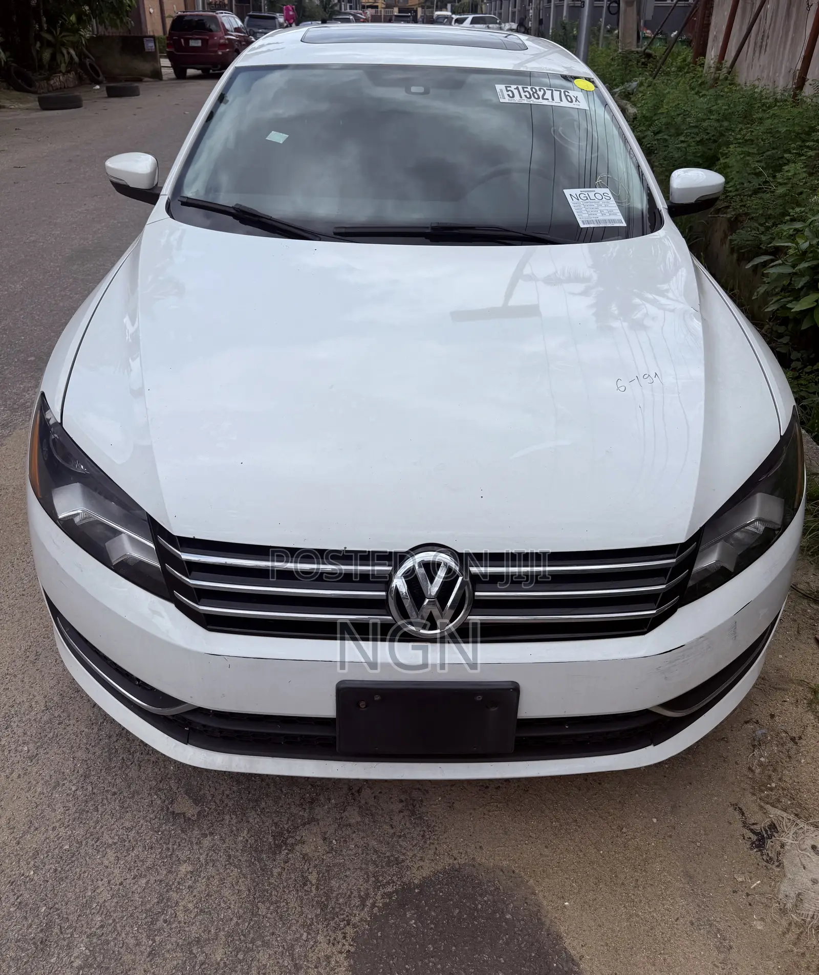 Volkswagen Passat 2013 White