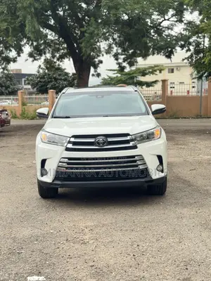 Toyota Highlander Limited 4x4 V6 (3.5L 6cyl 8A) 2018 White