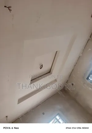 Pop Ceiling and Polystyrene