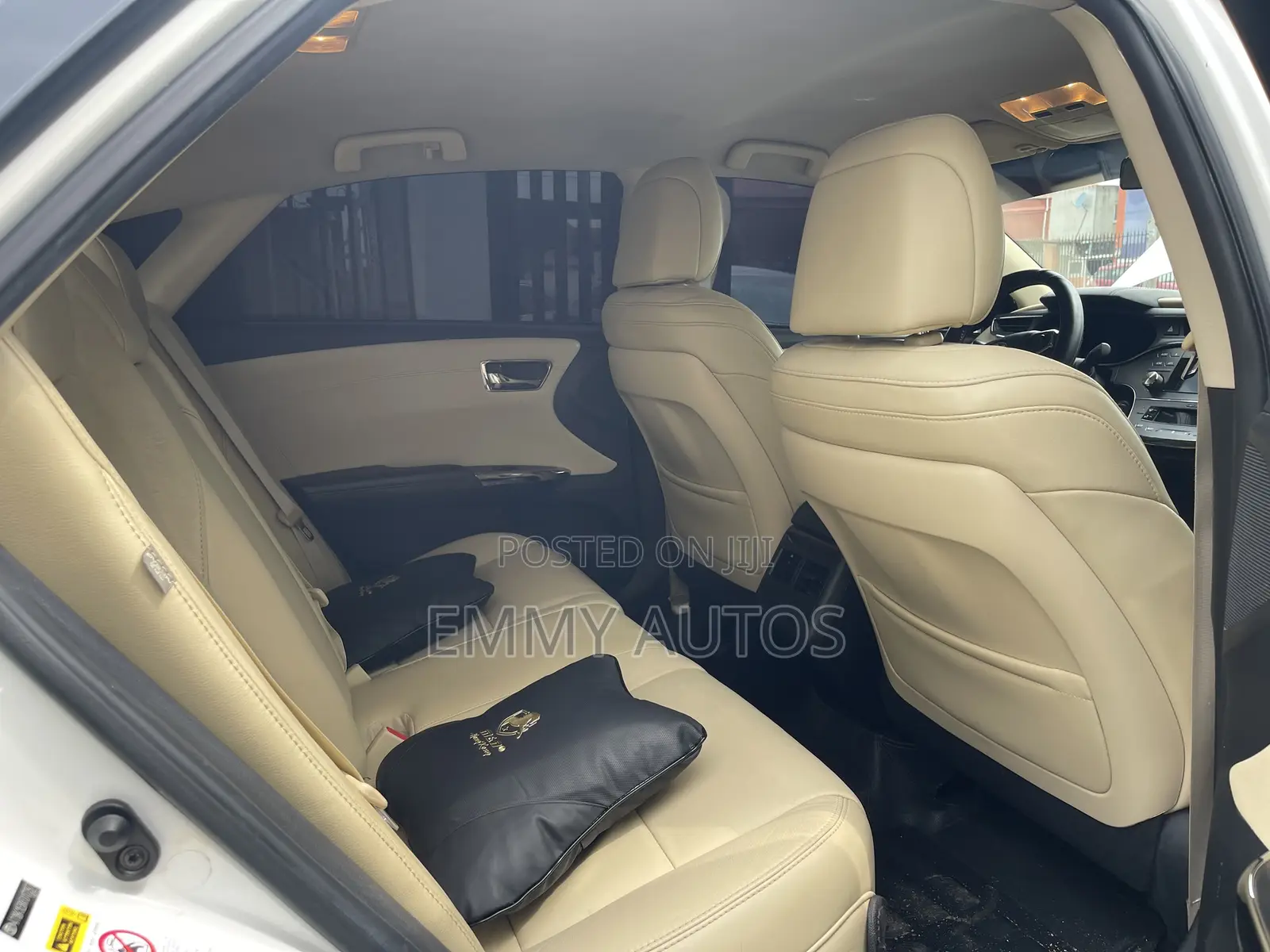 Toyota Avalon 2015 White