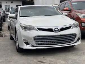 Toyota Avalon 2015 White
