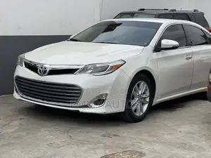 Toyota Avalon 2015 White