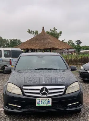 Mercedes-Benz C300 2008 Black