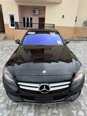 Mercedes-Benz C300 2016 Black