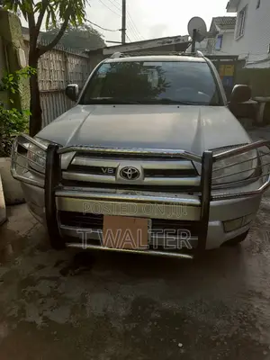 Toyota 4-Runner 2005 Silver