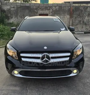 Mercedes-Benz GLA 250 2015 Black
