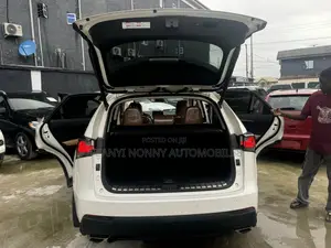 Lexus NX 200t FWD 2017 White
