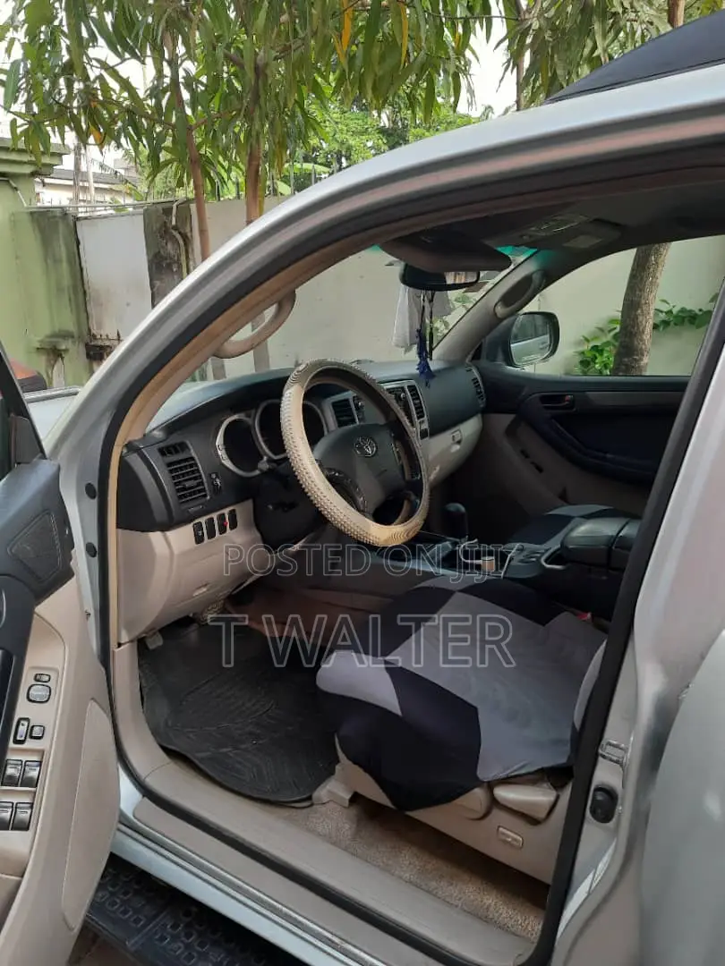 Toyota 4-Runner 2005 Silver