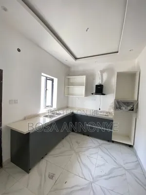 4bdrm Duplex in Ikota for sale