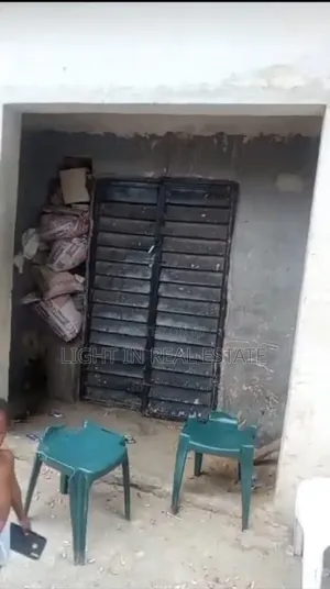Mini Warehouse in Ajah