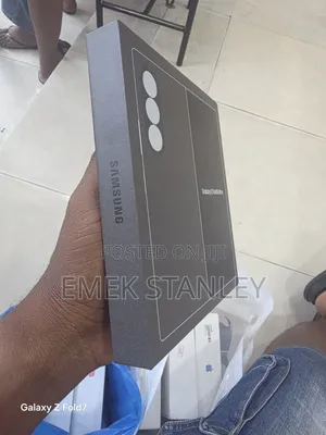 New Samsung Galaxy Fold 512 GB