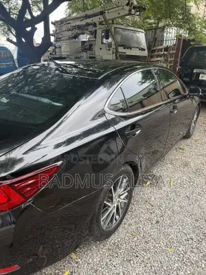 Lexus ES 2018 Black
