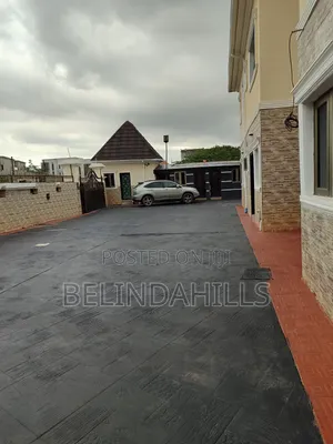 3bdrm Block of Flats in Mabushi for rent