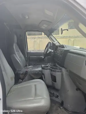 Ford E250 2014 White