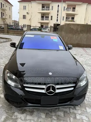 Mercedes-Benz C300 2015 Black