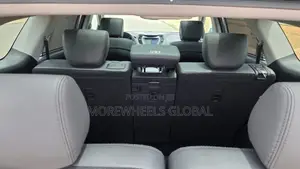 Hyundai Santa Fe Limited Ultimate AWD 2018 Silver