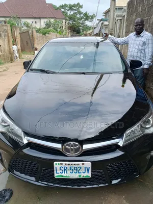Toyota Camry SE 4dr Sedan (2.5L 4cyl 6A) 2016 Black