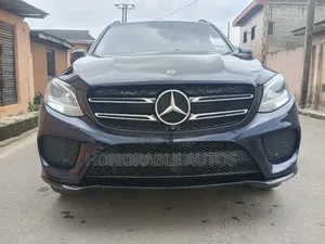 Mercedes-Benz GLE-Class 2018 Blue