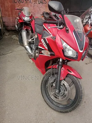 Honda CBR 2018 Red