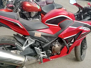 Honda CBR 2018 Red