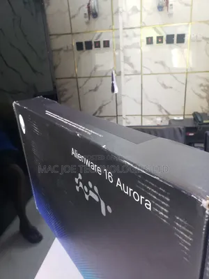 New Laptop Alienware 16 Aurora 16GB Intel Core 7 SSD 1T
