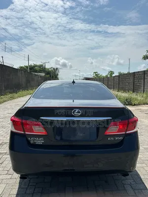 Lexus ES 350 2010 Blue