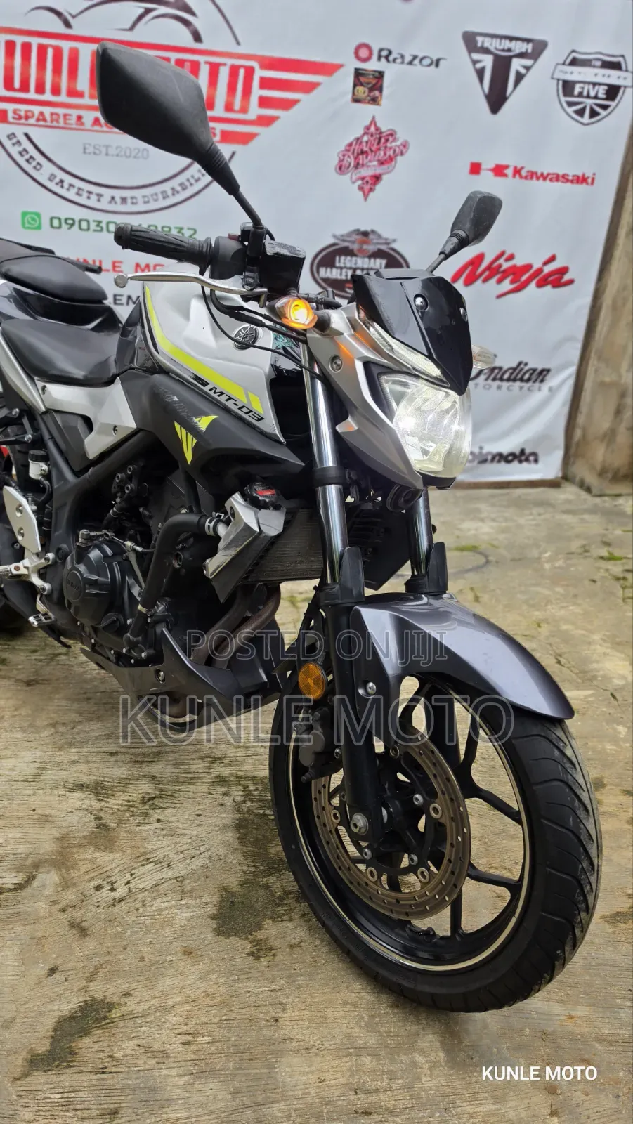 Yamaha 2015 Gray