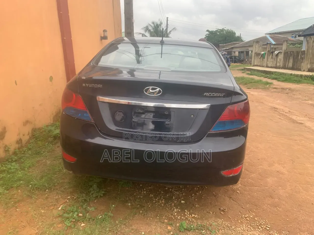 Hyundai Accent 2012 Black