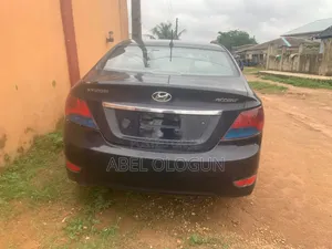 Hyundai Accent 2012 Black