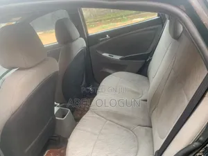 Hyundai Accent 2012 Black