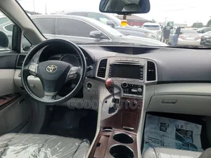 Toyota Venza V6 AWD 2010 Silver
