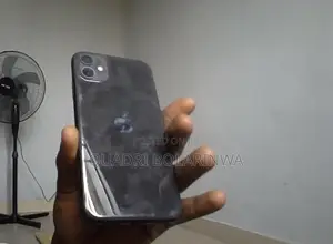 Apple iPhone 11 64 GB Black