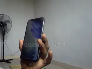 Apple iPhone 11 64 GB Black