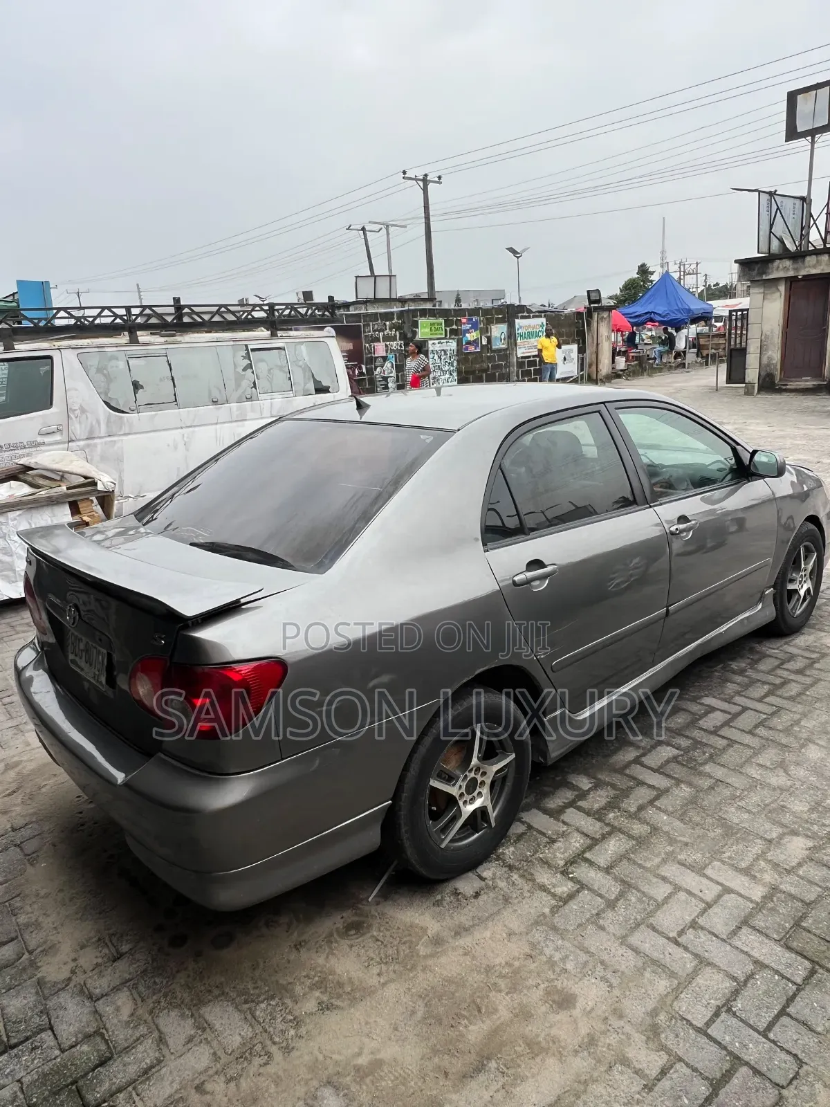 Toyota Corolla LE 2005 Gray