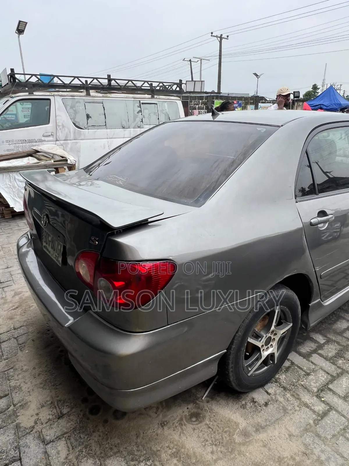 Toyota Corolla LE 2005 Gray