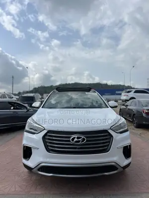 Hyundai Santa Fe Limited Ultimate FWD 2017 White