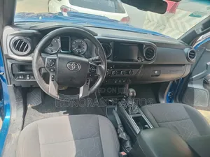 Toyota Tacoma 2020 Blue