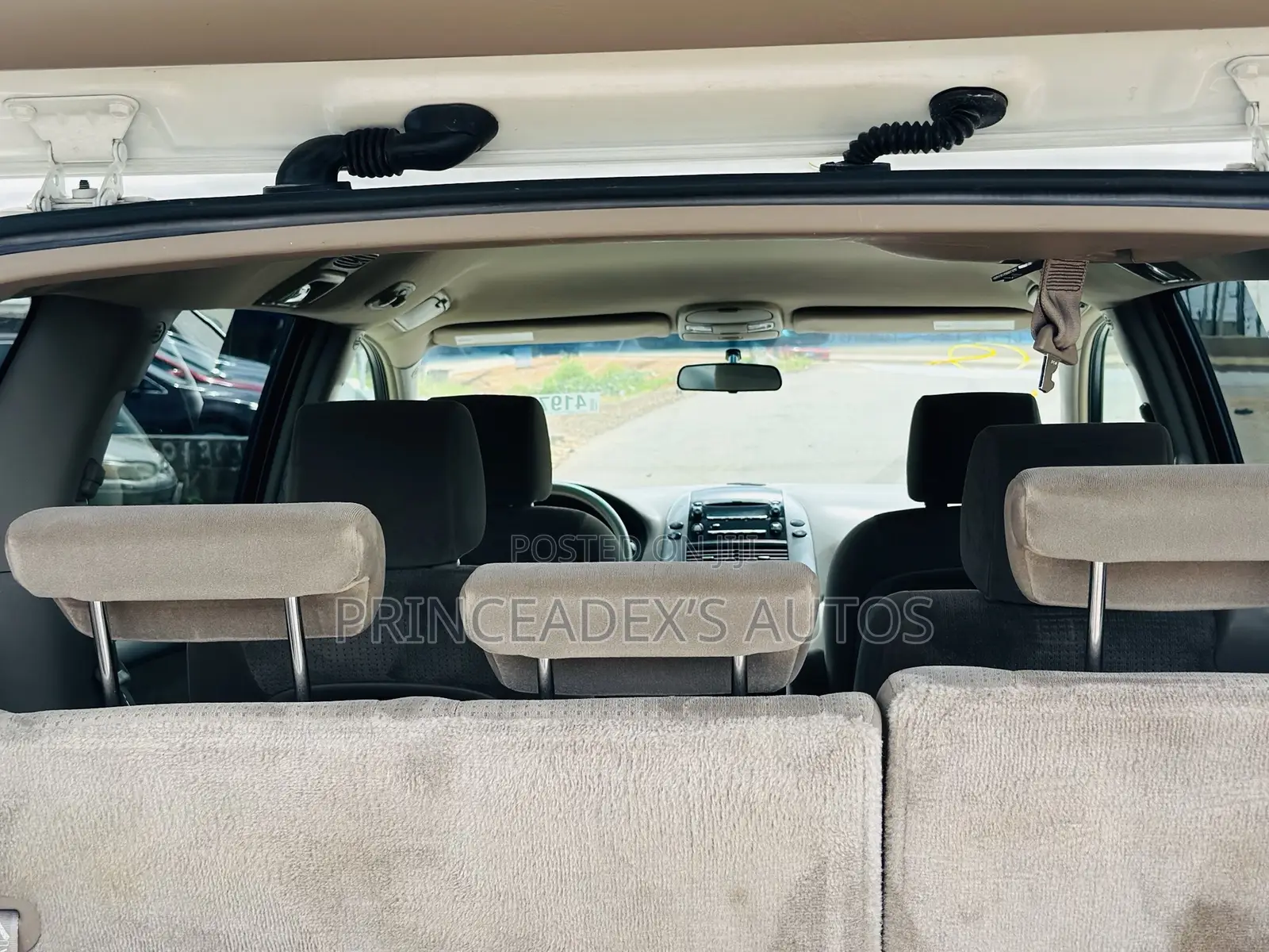 Toyota Sienna LE 2008 White