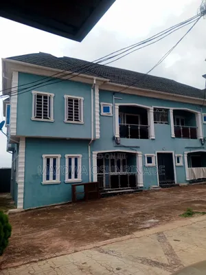 2bdrm Apartment in Ologuneru for rent