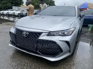 Toyota Avalon XSE Nightshade 2021 Silver