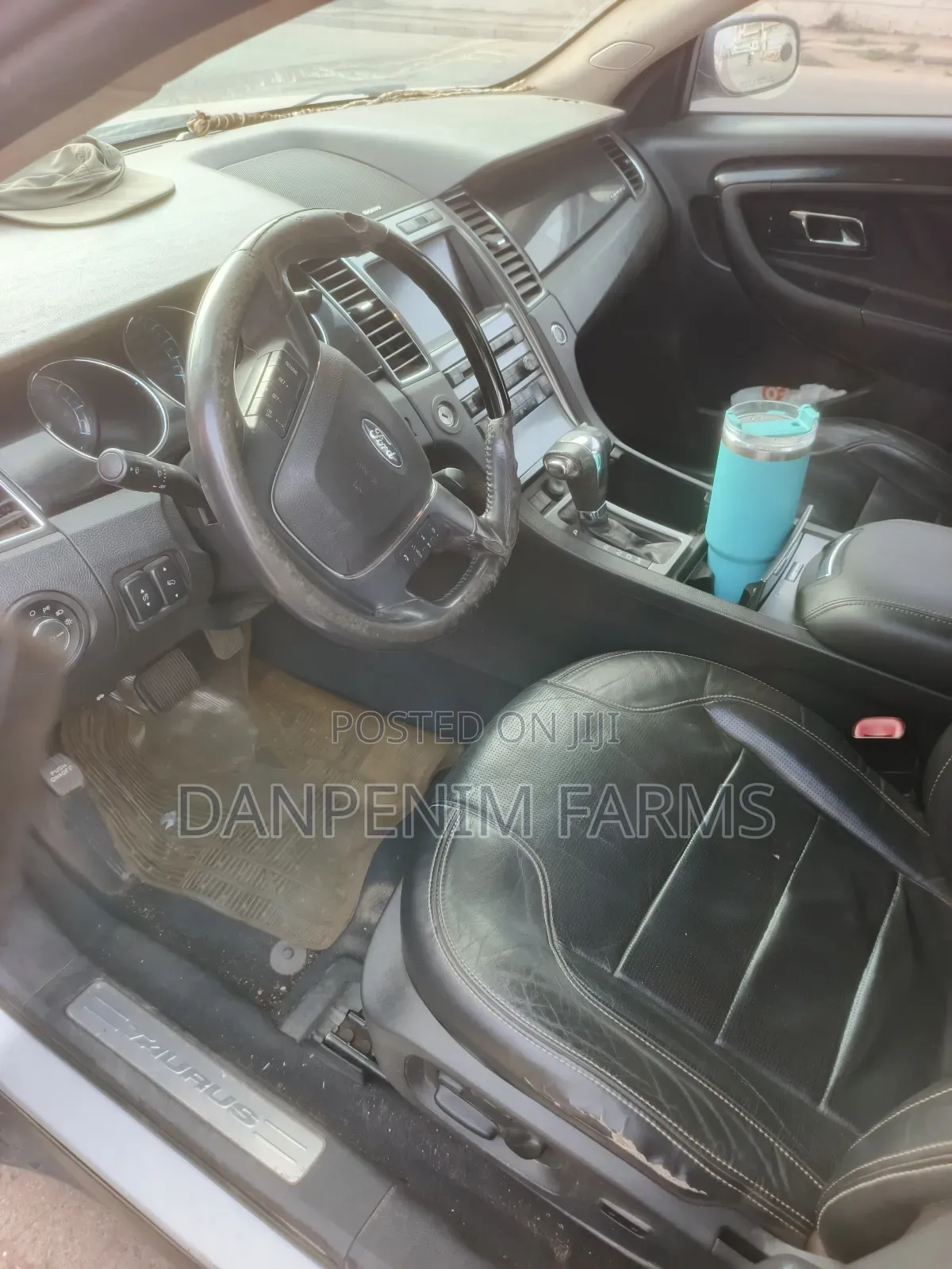 Ford Taurus SE 2012 Gray