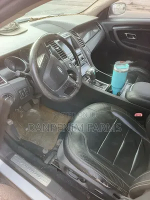 Ford Taurus SE 2012 Gray